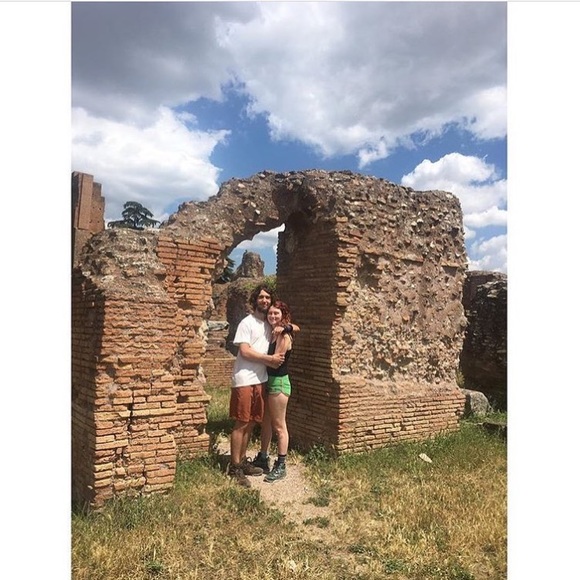 Meet your Posher, Heidi - Picture 2 of 6